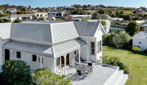 Villa with Sea View