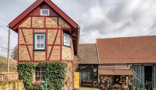 One-Bedroom Holiday Home