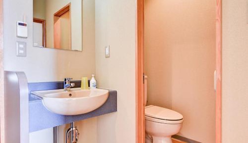 Twin Room with Private Bathroom