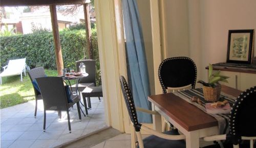 Studio with Garden View
