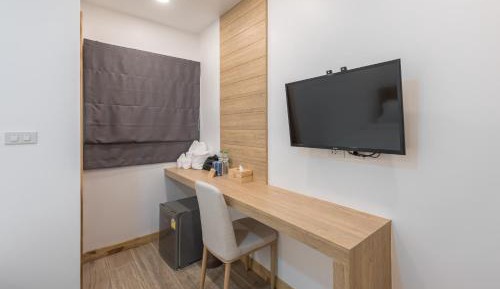 Deluxe Double or Twin Room
