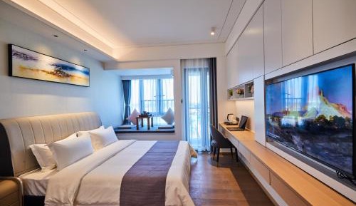 Studio with Balcony