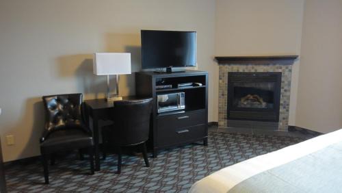 Deluxe King Room with View