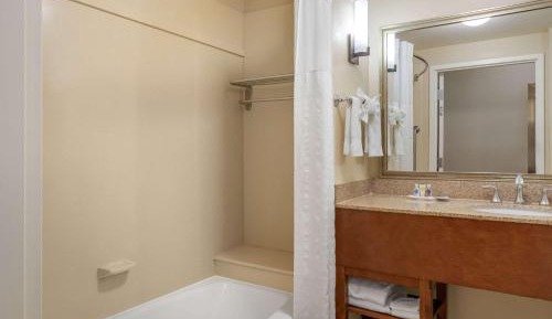 Queen Suite with Two Queen Beds