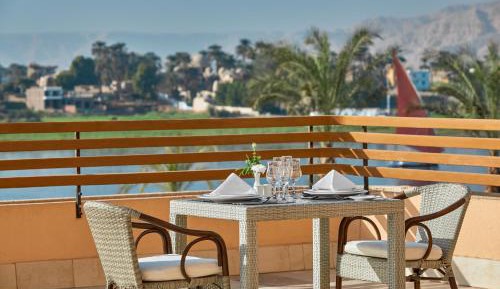 Deluxe King Nile View
