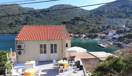One-Bedroom Apartment with Sea View and Terrace