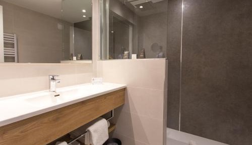 Triple Room (3 Adults)