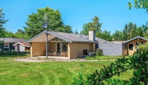 Two-Bedroom Holiday Home