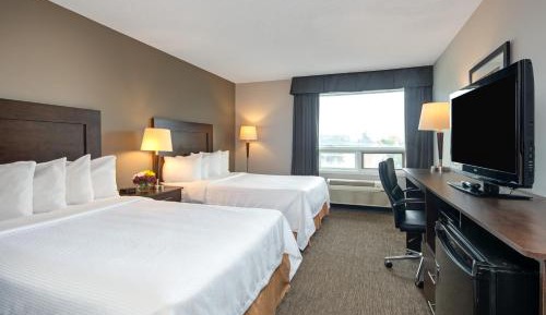 Queen Room with Two Queen Beds - Non-Smoking