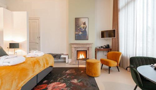 Standard King Room