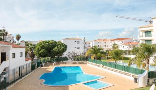 Superior One-Bedroom Apartment with Balcony