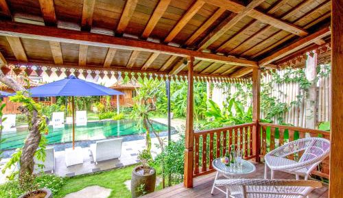 King Room with Pool View