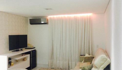 Apartment with Pool View 