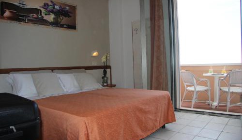 Double Room with Balcony and Sea View