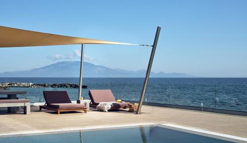 Villa - Beach Front