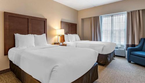 Double Suite with Two Double Beds - Non-Smoking