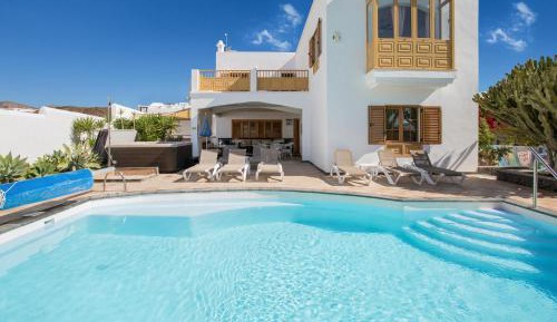 Villa with Sea View