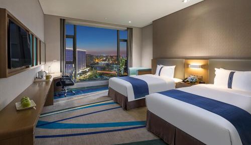 Standard Twin Room with Extra Floor Space
