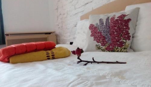 Queen Room with Garden View