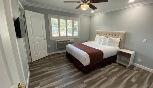 Family Suite (6 Adults)