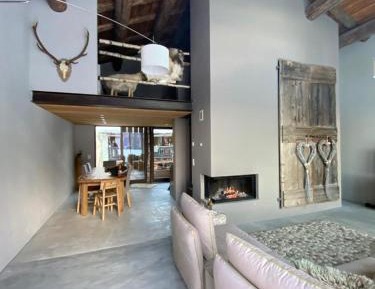 Superior Chalet