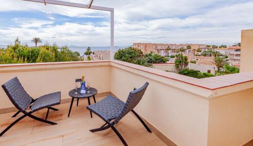 Apartment with Sea View