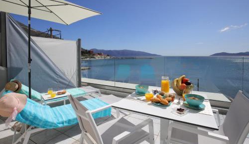 Deluxe Suite with Sea View