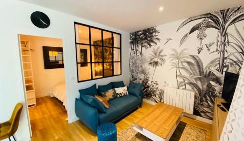 Apartment with Garden View