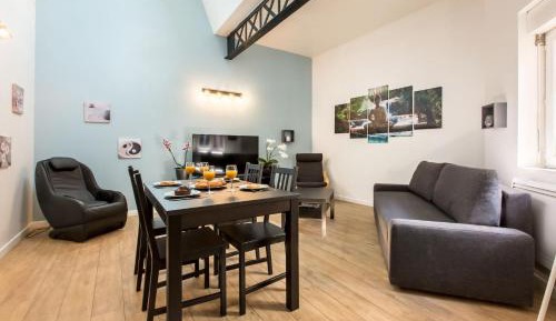 One-Bedroom Apartment
