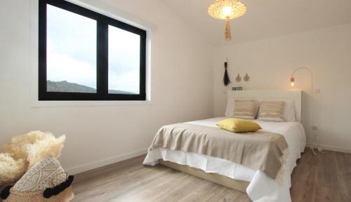 Suite with Mountain View