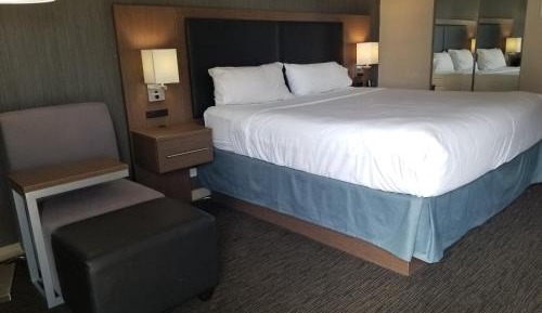 Standard King Room with Balcony