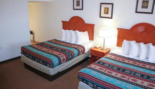 Queen Room with Two Queen Beds - Disability Access