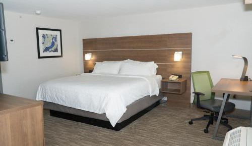 King Suite with Sofa Bed