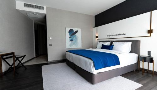 Luxury Double Room with Balcony