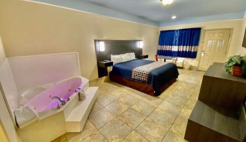 Honeymoon Suite