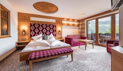 Superior Family Room