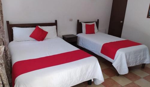 Deluxe Double Room (2 Adults + 1 Child)