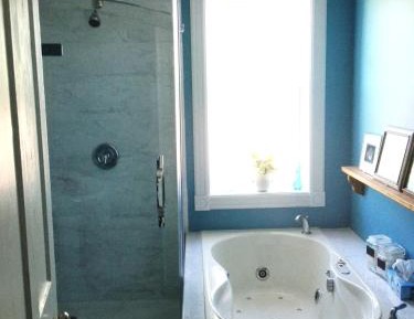 Superior Double Room with Shared Bathroom