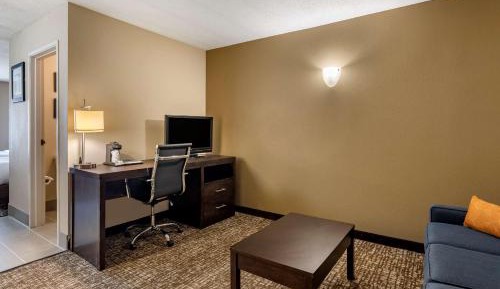 King Suite with Sofabed - First Floor