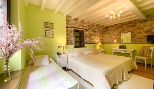 Economy Twin Room