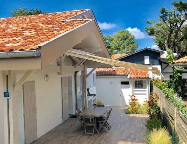 Three-Bedroom Holiday Home 