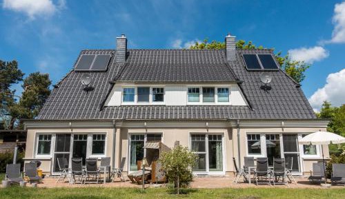 Three-Bedroom Holiday Home 