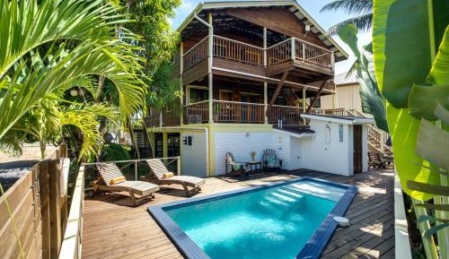 Two-Bedroom Apartment with Balcony
