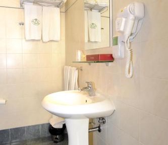 Basic Triple Room