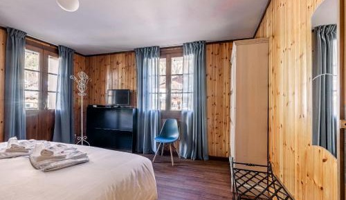 Superior Double Room with Mountain View