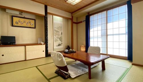 Japanese-Style Room