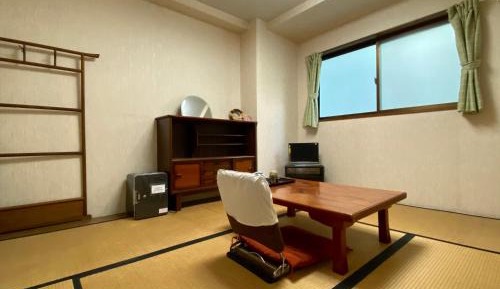Japanese-Style Room