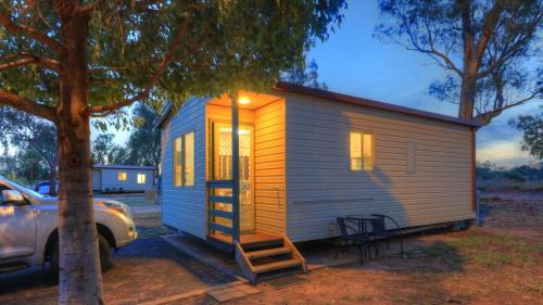 Budget Cabin 1BR 2 Berth - Pets upon request