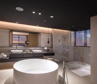 Junior King Suite with Balcony