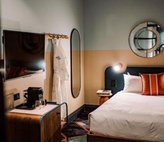 Queen Room